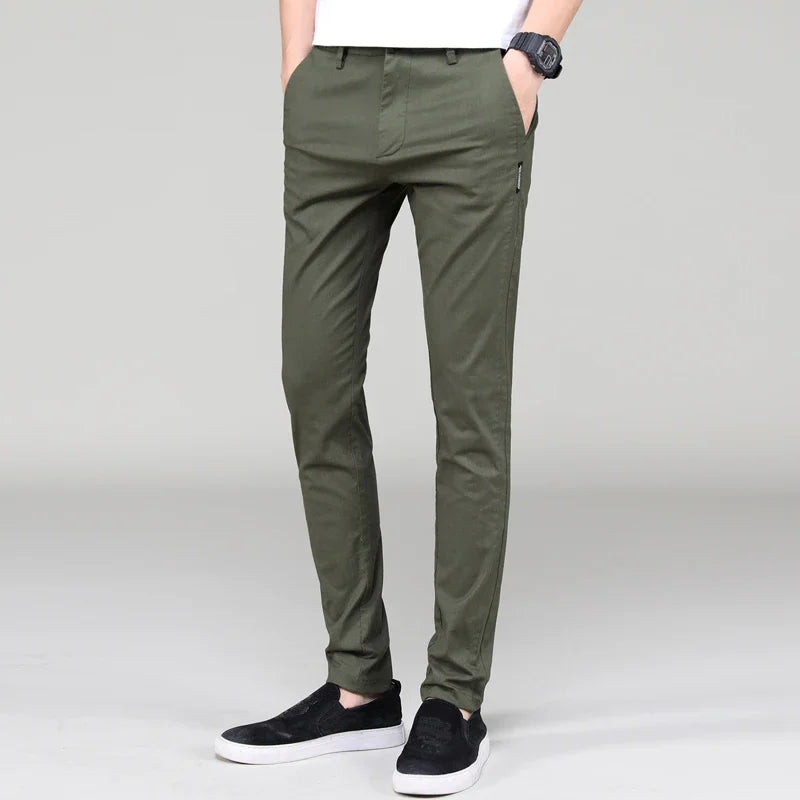 "Summer-ready: Men's Slim Fit Stretch Cotton Joggers in Solid Army Green"